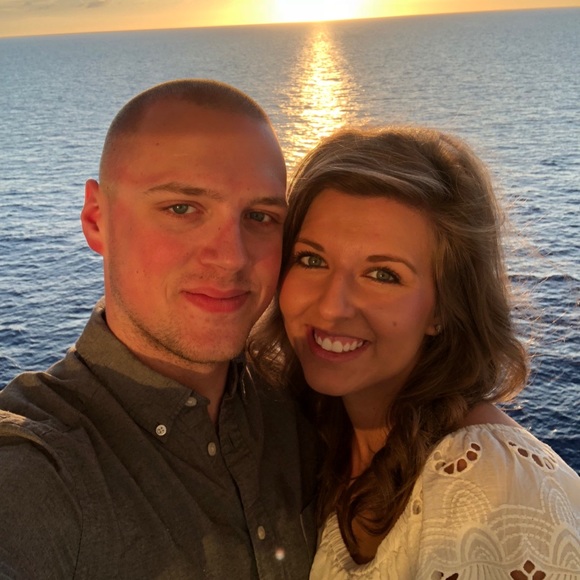 Meet your Posher, Anna - Picture 3 of 3